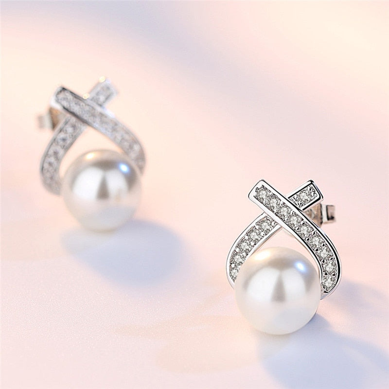 Retro Elegant Pearl Ear Stud Earrings