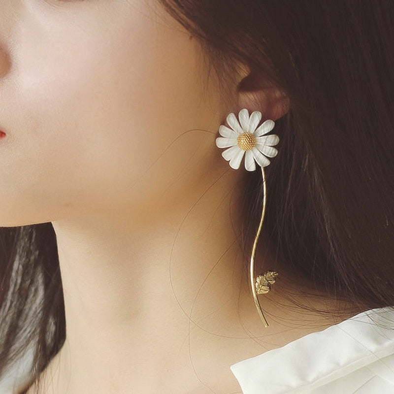 Daisy Flower Stud Earrings