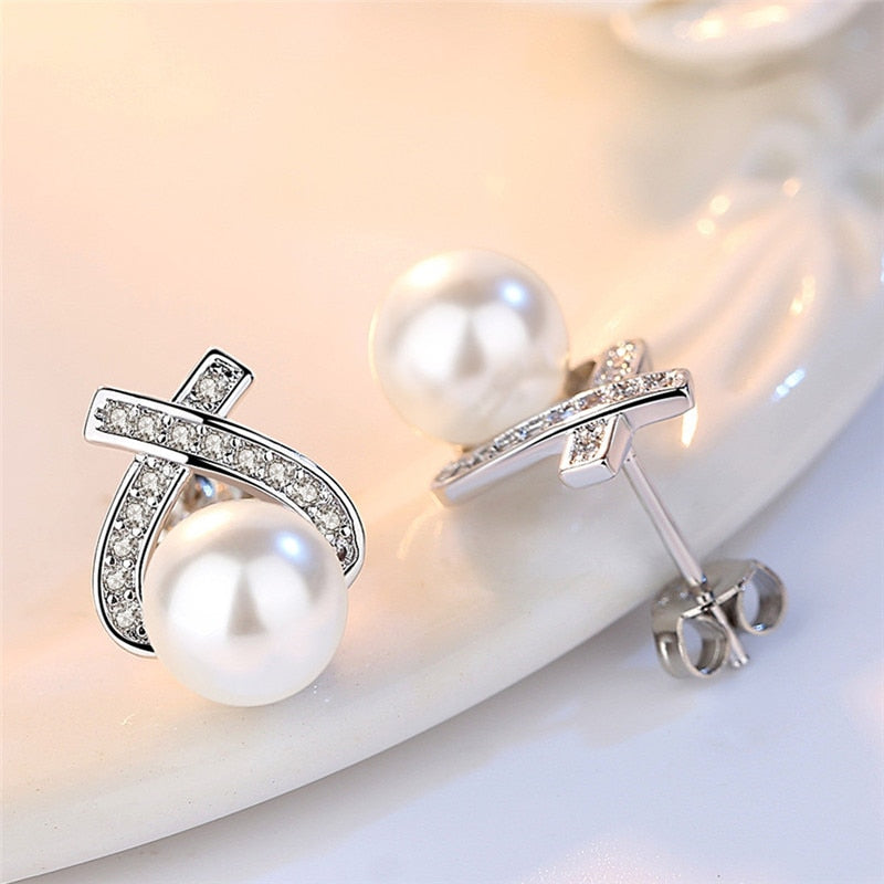 Retro Elegant Pearl Ear Stud Earrings