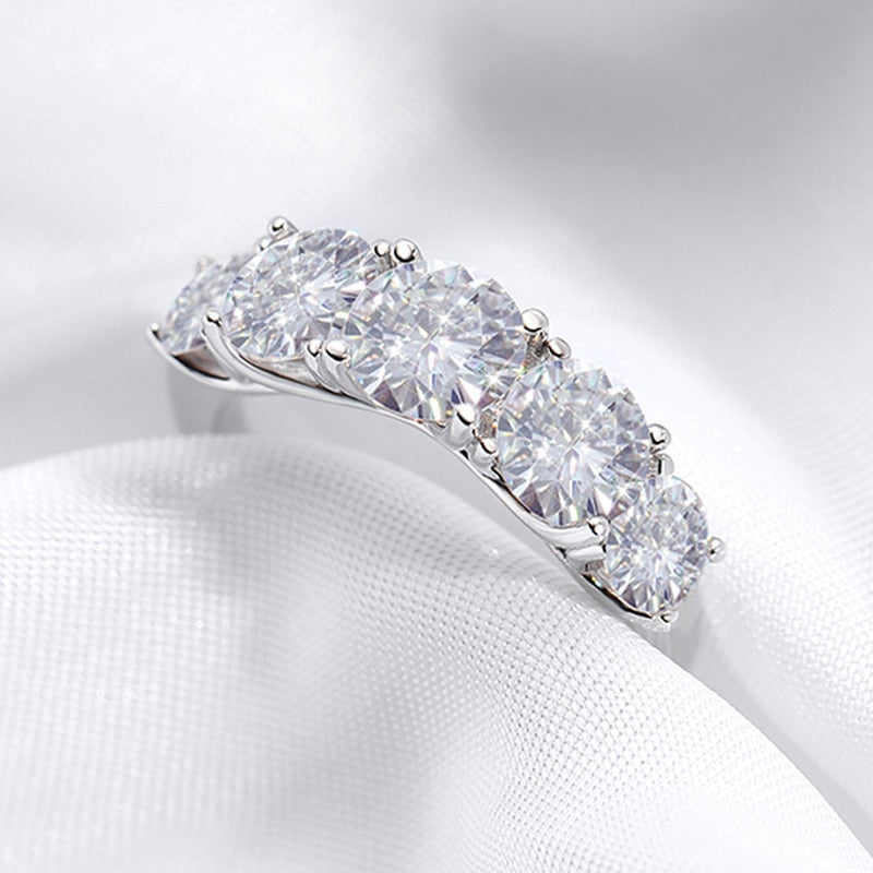 Moissanite Sparkling Diamond Wedding Band