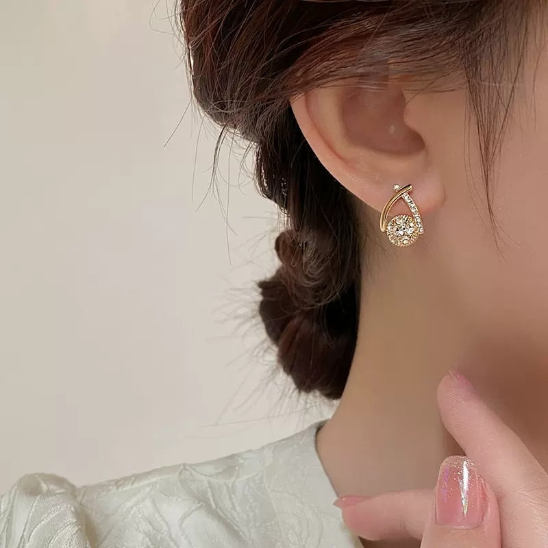 Elegant  Fishtail  Earrings