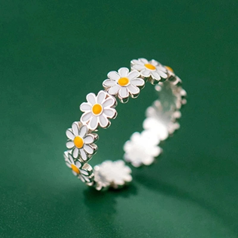 Vintage Flower adjustable Ring